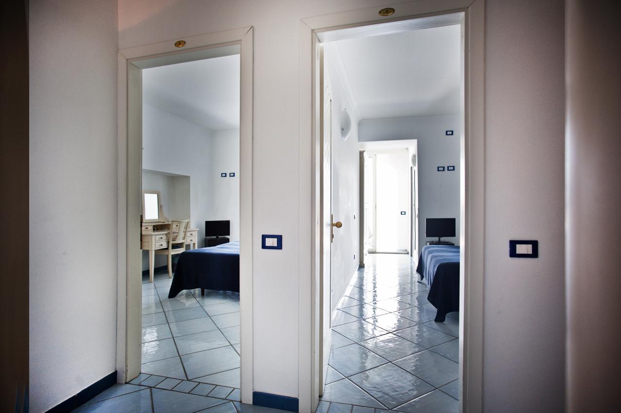 Hotel Villa Iulia Вентотене Екстериор снимка